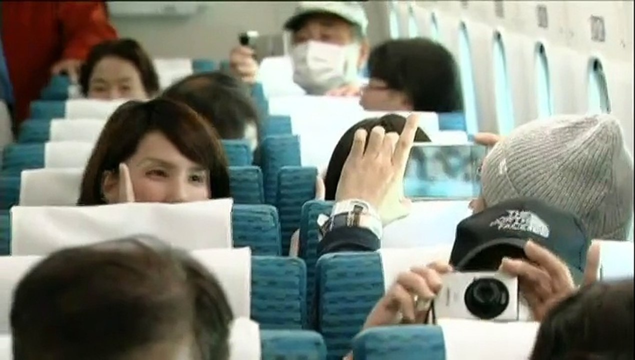 Le train "flottant" japonais atteint 500 km/h, avec des passagers