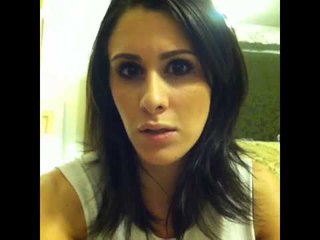 how to get a manicure: Brittany Furlan's Vine #77