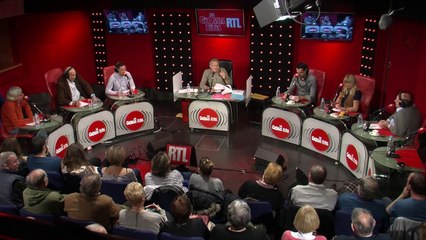 Histoire de couteau, de Napoléon à Nabilla dans Les Grosses Têtes