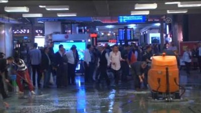 Atatürk Havalimanı Dış Hatlar Terminali'nde Su Baskını