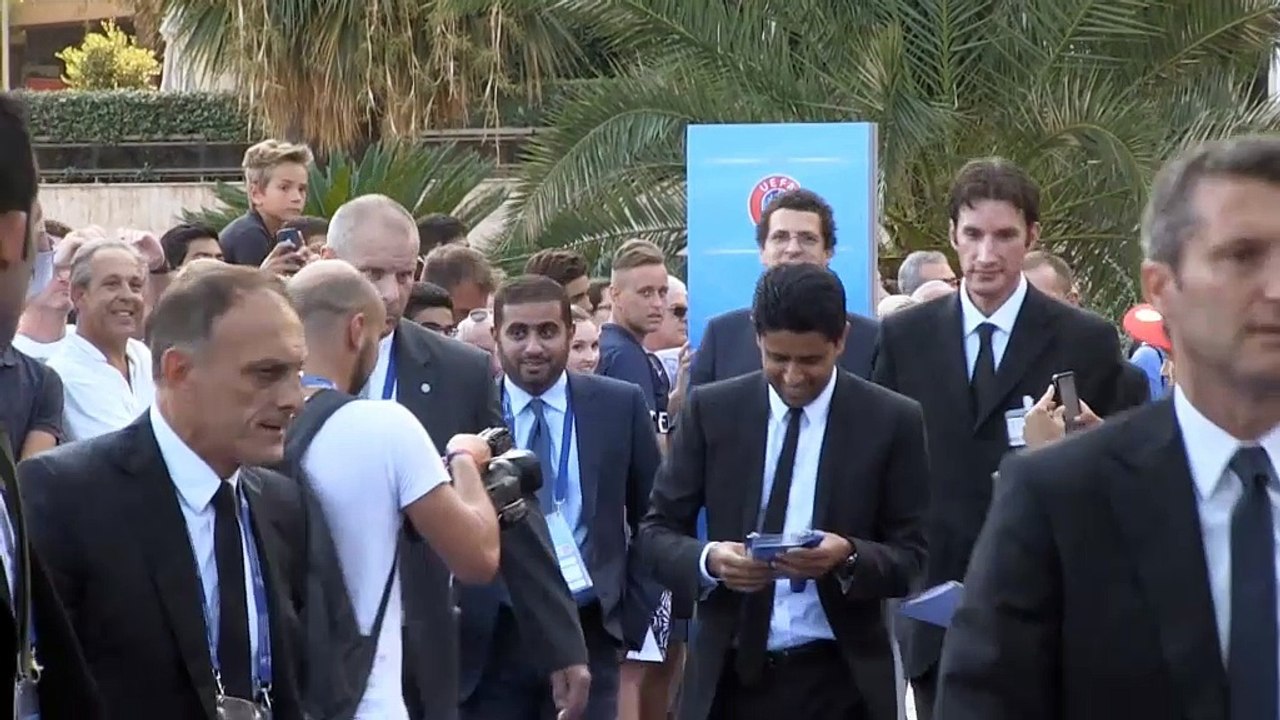 Wenger: 'Podolski steht nicht zum Verkauf'