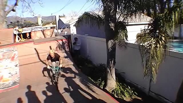 Rudimental - Waiting All Night ft. Ella Eyre [Official Video]