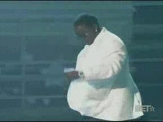Young joc ft diddy - going down (live)