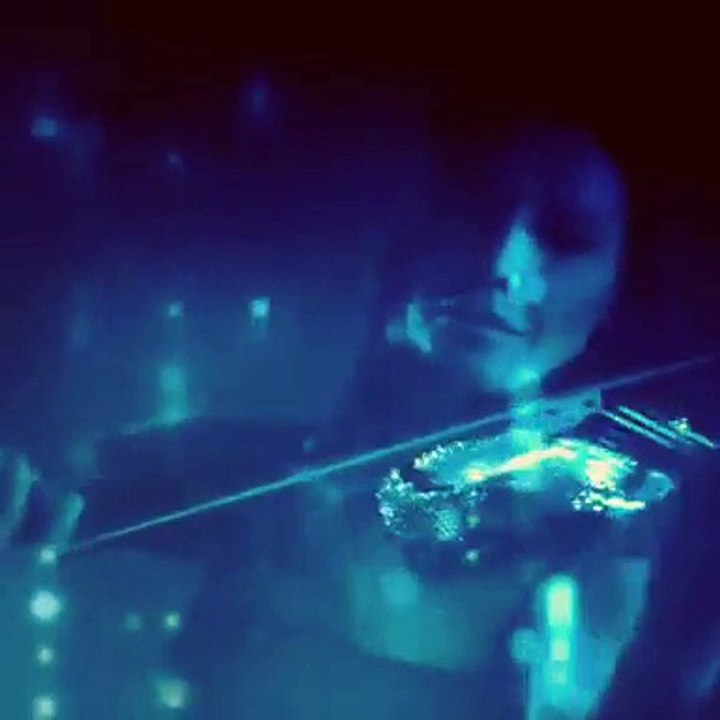 FUSE Electric Violinists Linzi Stoppard and Ben Lee Rock Diamonds Are Forever