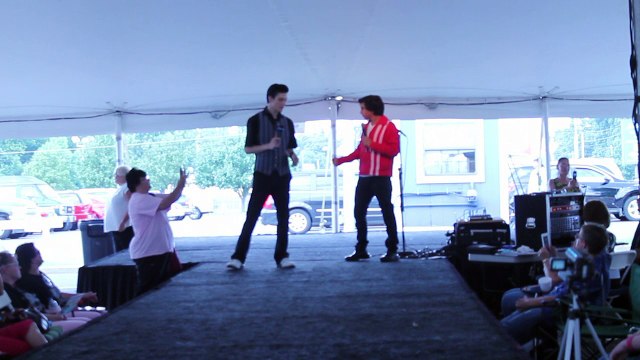 Cote Deonath & Alex Swindle sing 'Shake Rattle & Roll' Elvis Week 2014 video