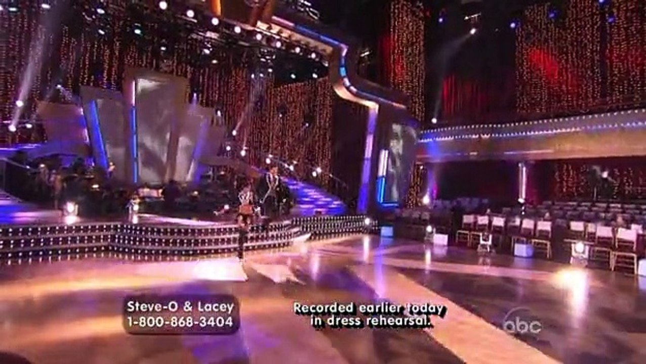Steve-O & Lacey Schwimmer - Salsa