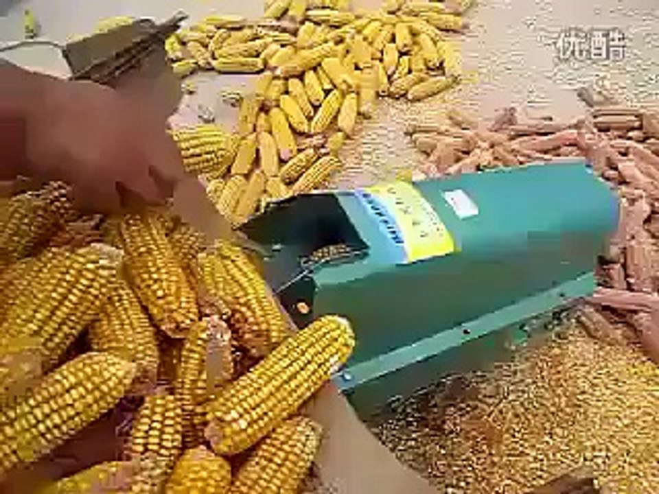 Portable Corn Crusher Machine
