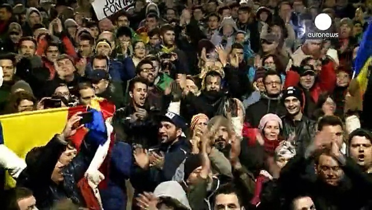انتخابات رومانی پیروزی اینترنت و اکثریت بر نظام سیاسی حاکم بود