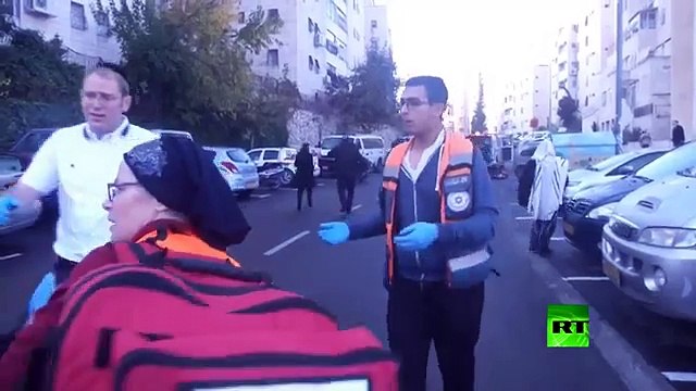 مقتل 4 إسرائيليين وفلسطينيان في هجوم بالسكاكين والفؤوس قرب كنيس يهودي بالقدس