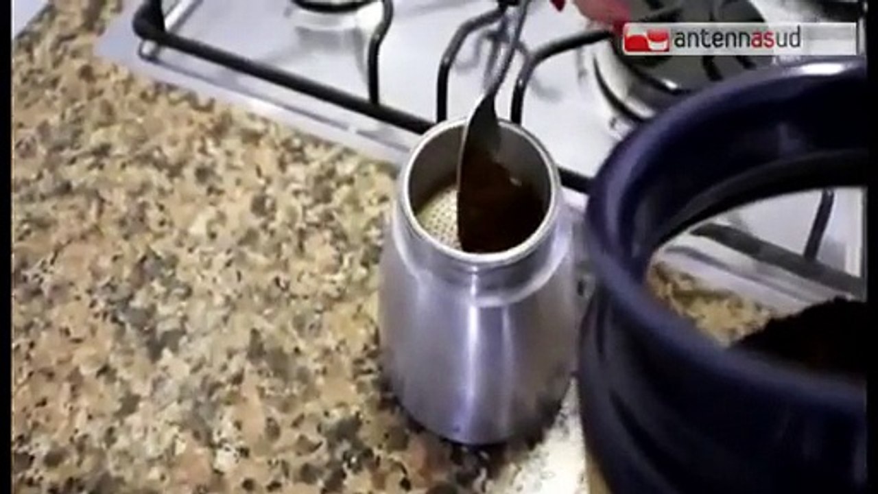 TG 17.11.14 Veglie (Le), tenta di avvelenare il marito con il caffè