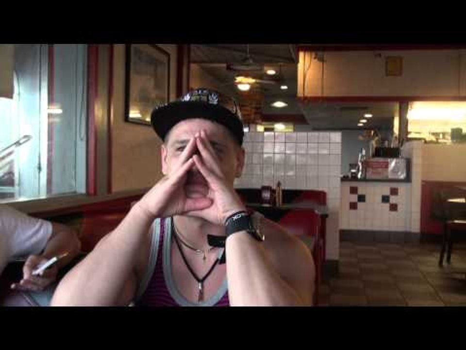 Na`Vi at Dennys #2