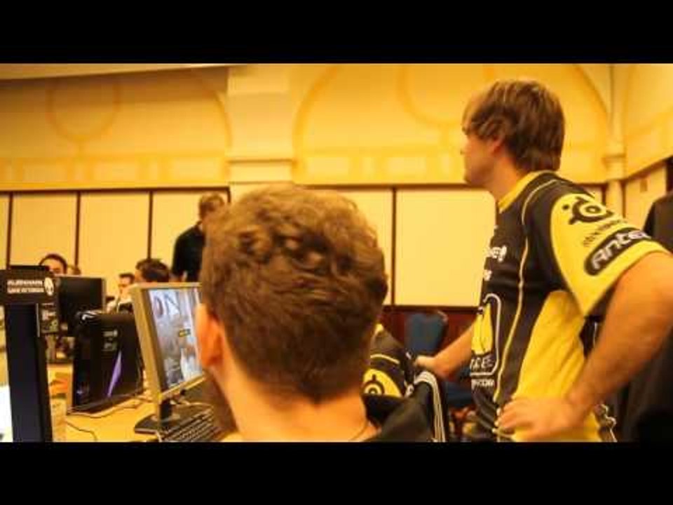 Pause during Na`Vi vs n!faculty match @ Esports Heaven Vienna