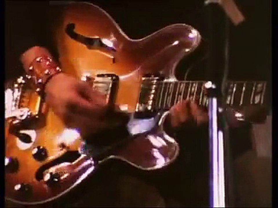 Ten Years After - I Can'T Keep From Crying Live At The Isle Of Wight 1970 (Message To Love).mpg