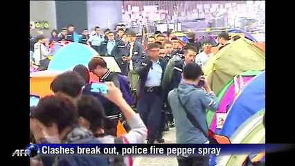 Clashes as Hong Kong protesters attempt parliament break-in