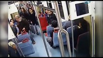 Metroda kalp krizi geçirdi