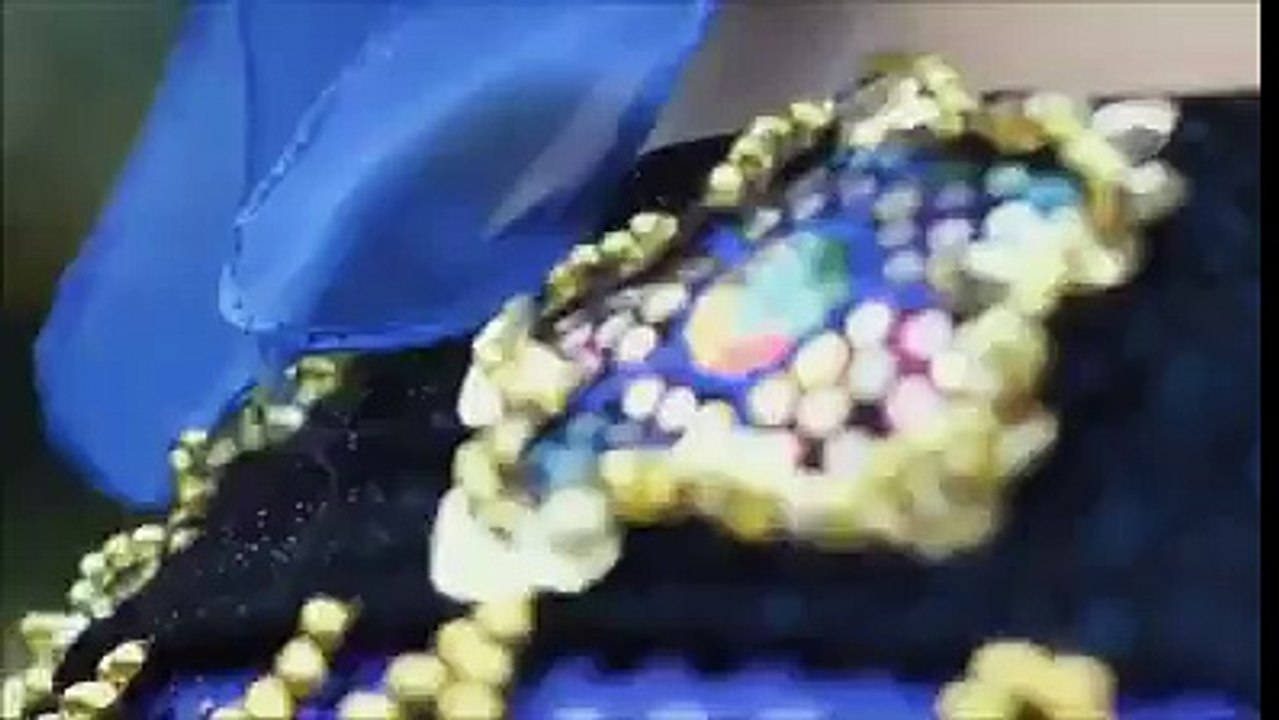 Pakistani Girl Having Arabic Dance