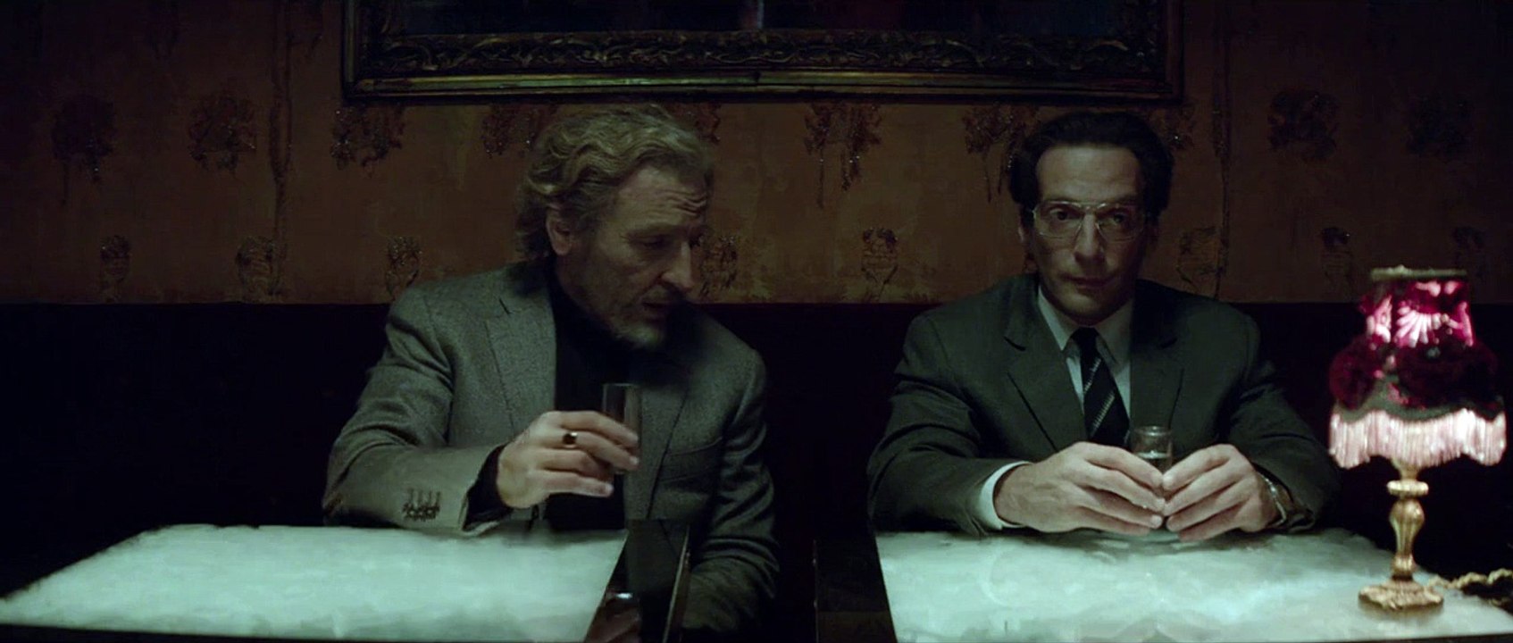Un illustre inconnu - Bande annonce VF
