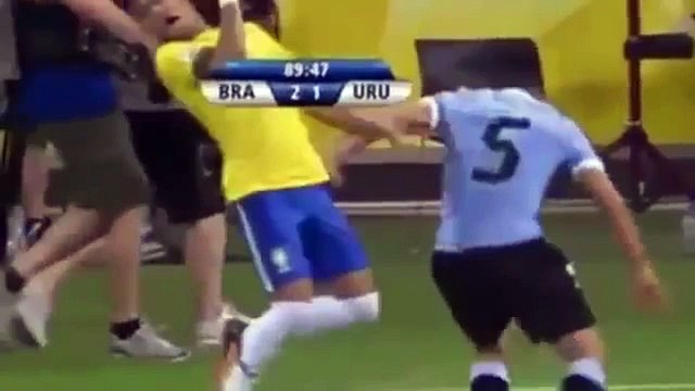 Clip chế hài hước về pha ăn vạ của Neymar