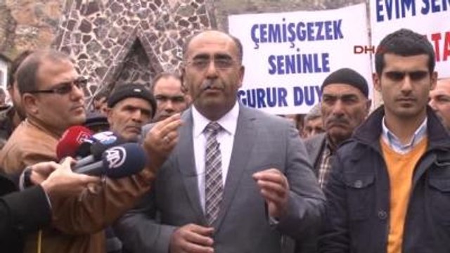 Tunceli AK Parti'li Ateş ve Eski Başkan Yıldız, Çemişgezek'teki Konutları TOKİ'ye İade Etti