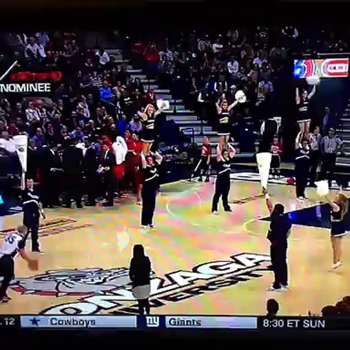 Il marque le panier le plus chanceux de l’année