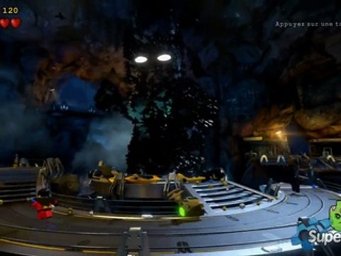 LEGO Batman 3 : Au-delà de Gotham - Combat contre Batman