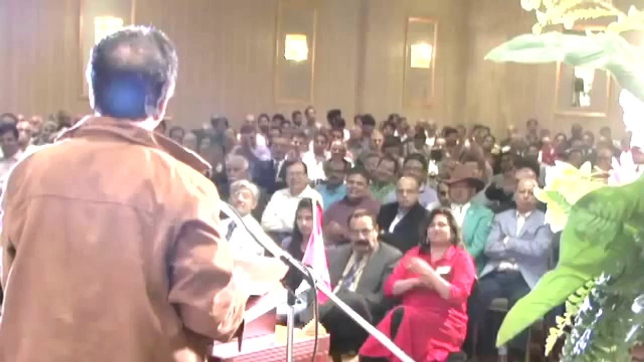 Hassan Nisar Cursing Pakistan in Canada
