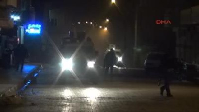 Nusaybin'de Yol Kapatan Göstericilere Polis Müdahale Etti