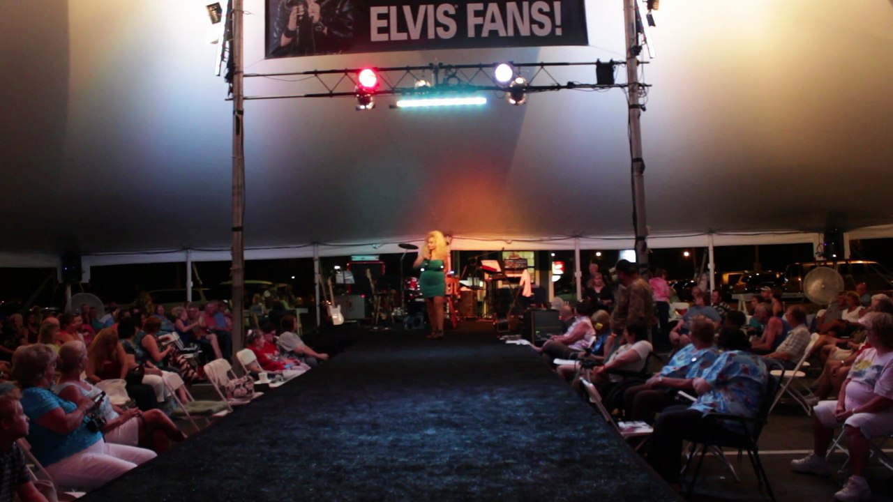 Wendy Lynn Smith live at the tent Elvis Week 2014 video