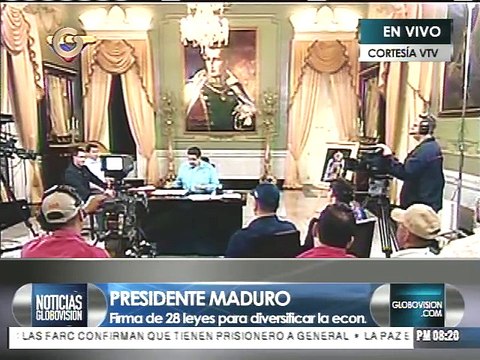 Maduro firmó nuevas leyes habilitantes