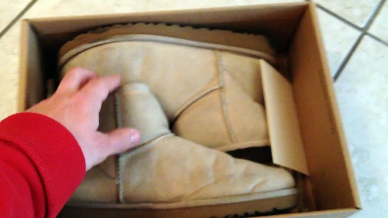 Ugg Boots Unboxing [HD]