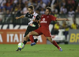 Quase lá! Vasco vence em casa e fica perto do acesso