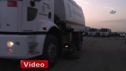 Başkan Serkan Acar'dan Temizlik Personeline Kışlık Kıyafet