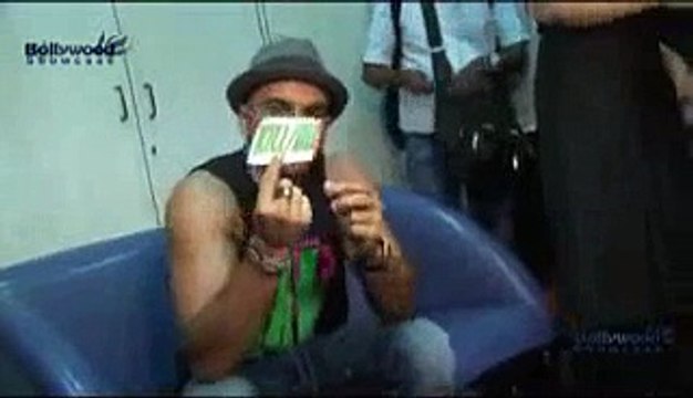 Daily Hot Videos D1Parineeti Chopra And Ranveer Singh Get Inked with 'Kill Dil' Tattoos !