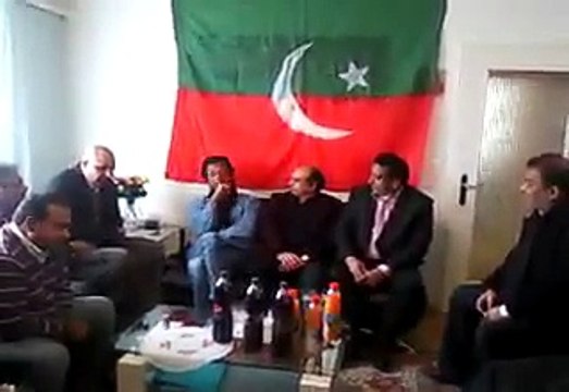 Imran Khan's Views about Sheikh Rasheed and Pakistan Army Generals(Unseen Video)