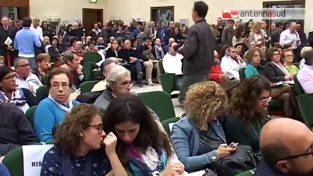 TG 18.11.14 Camusso a Bari, accolta dai lavoratori in vertenza di Breda e Om