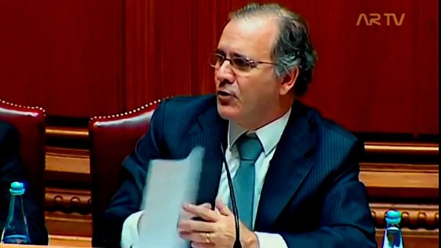 Pires de Lima vira comediante!