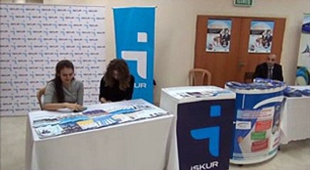 UŞAKLILAR VAKFI AKM'DE KONFERANS DÜZENLEDİ