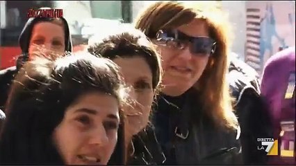 ▶ Piazzapulita - Il viaggio dei nuovi emigranti italiani - Y