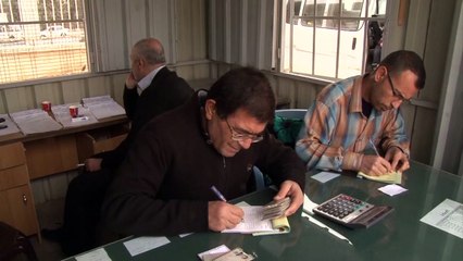 Gefährliche Reise um das geteilte Aleppo herum