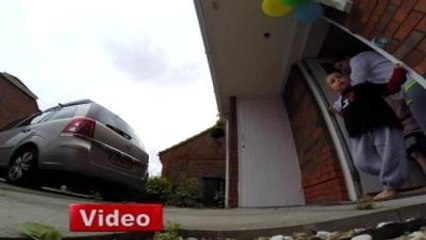 Kanserli Oğlu İçin 'Örümcek Adam' Oldu