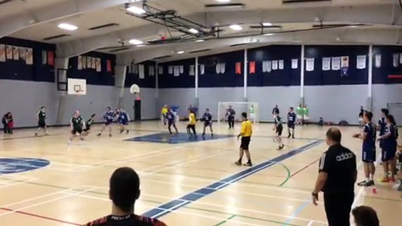 Kung-fu marqué par un gardien de but à la dernière seconde