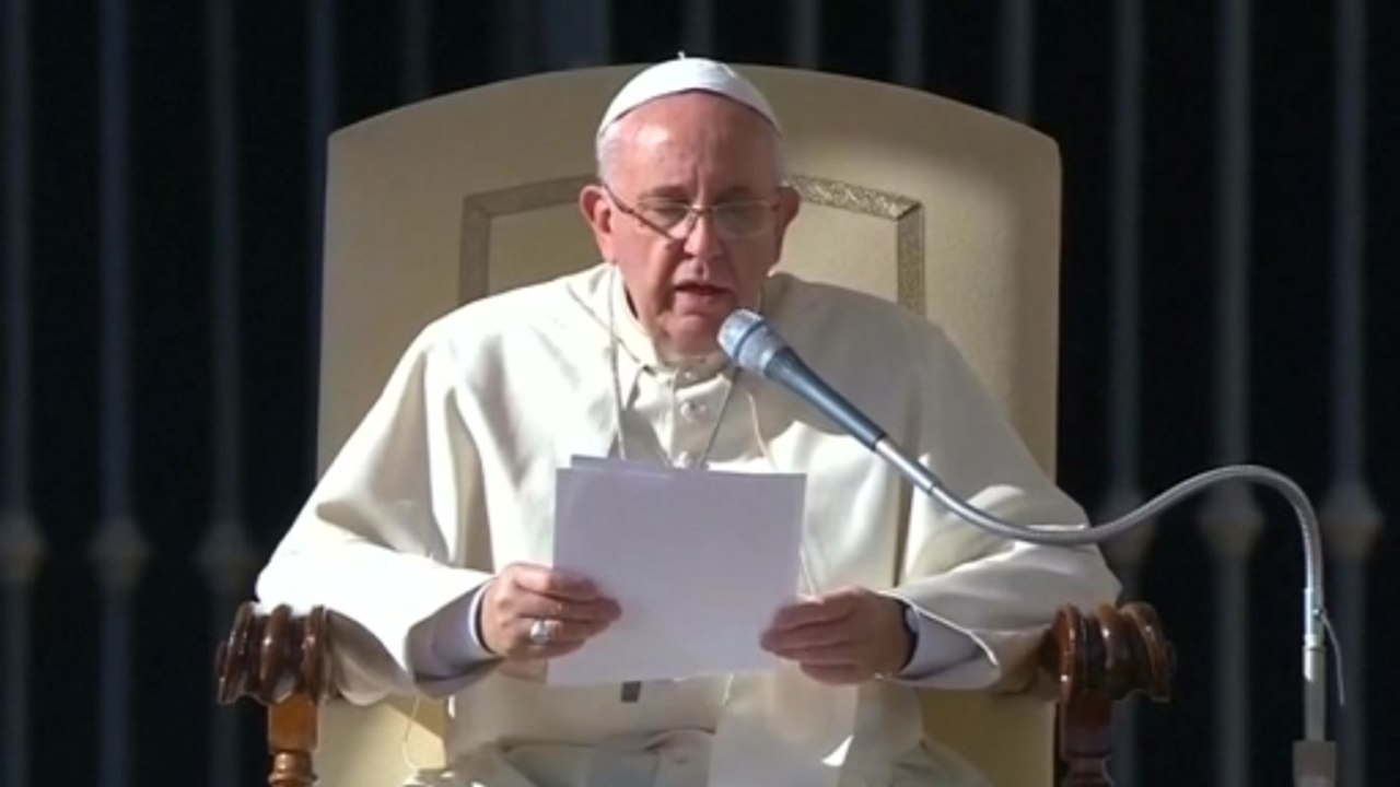 Pope condemns Jerusalem synagogue attack
