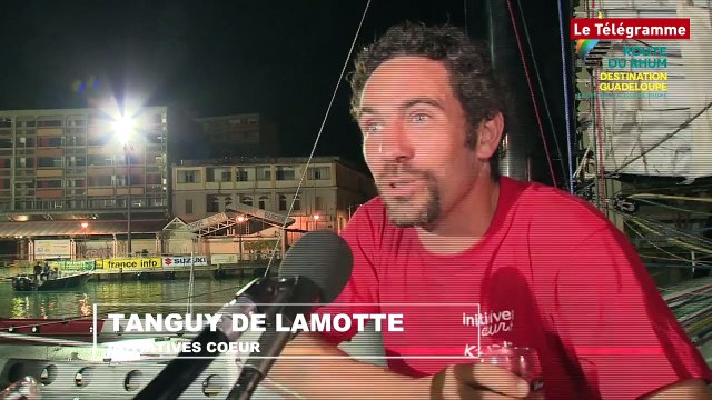 Route du Rhum. Arrivée de Tanguy De Lamotte sur Initiatives Cœur