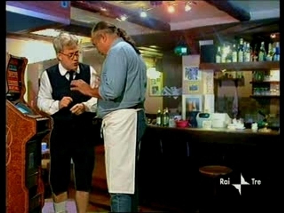 Corrado Guzzanti - Tremonti