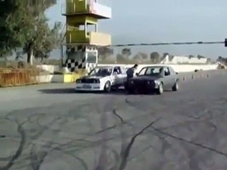 Drifting Two Cars At Once - Video Dailymotion