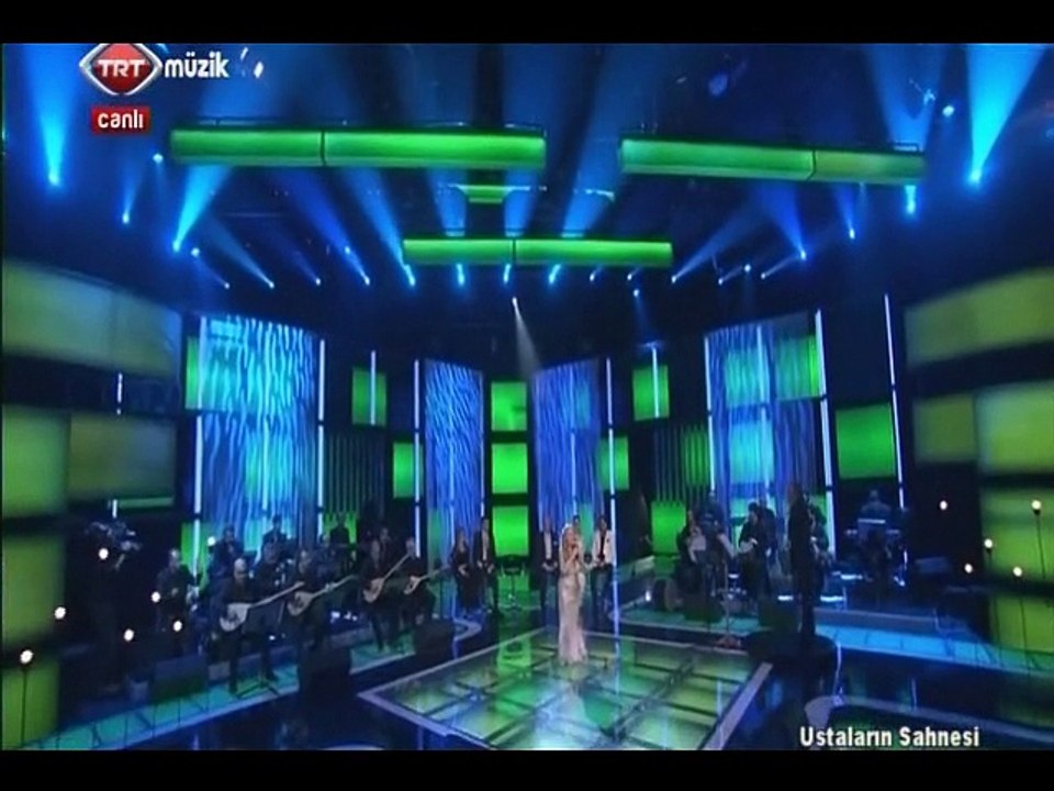 Bedia AKARTÜRK-Gönül Dağı-Şef:Ömer Hayri UZUN