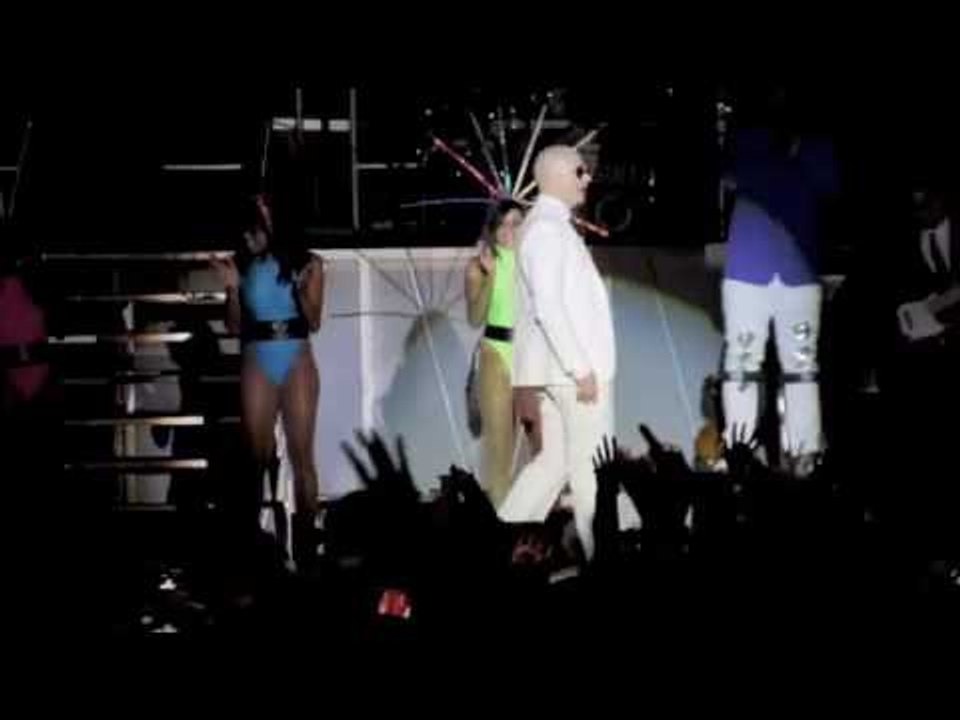 Pitbull Live at the Mr. Worldwide Carnaval Tour 2010 in El Paso, TX