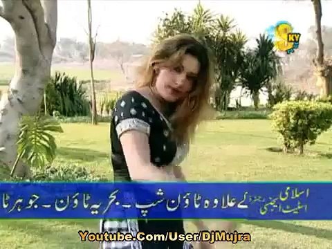 Pakistani Hot Mujra Dancer Awesome Dance Dudh makhna di pali