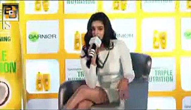 Hot videos D12 Alia Bhatt & Shahid Kapoor HOT KISS in Shandaar BY m1 HOT True views