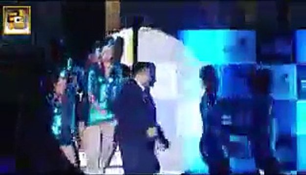 Hot videos D12 Bigg Boss 8 13th October 2014 Episode 22 Upen & Sonali NEW LOVERS in the house BY m1 HOT True views